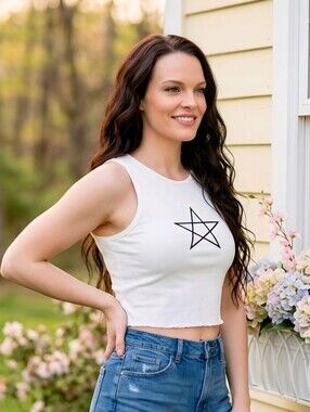 SHEIN ✦ White Ribbed Star Embroidered Crop Tank ✦ Minimalist Casual Streetwear
